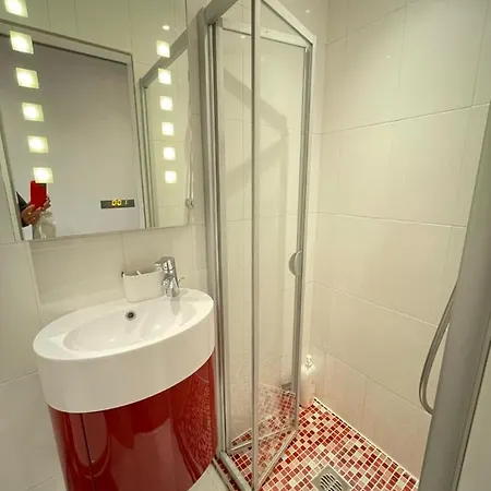 Appartement Cha10 - Dans Une Tres Belle Avec Piscine Olympique