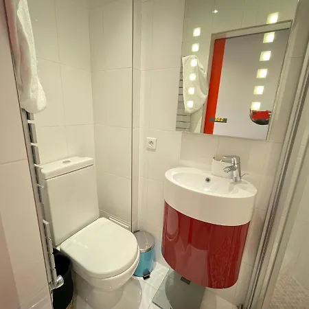 Cha10 - Dans Une Tres Belle Avec Piscine Olympique Appartement